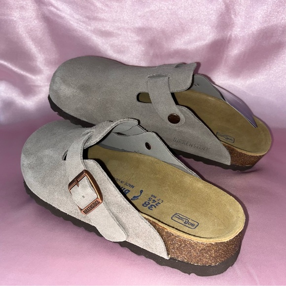 Birkenstock suede clogs size 7.5 W - Picture 9 of 10